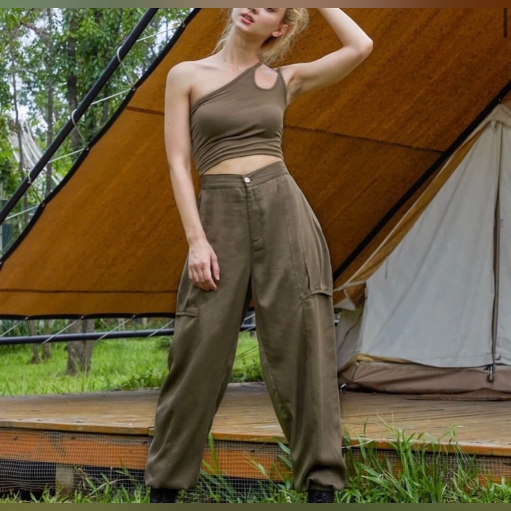 OGL move green cargo pants